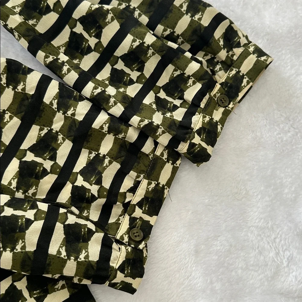 Anthropologie FEI Women’s Lightweight Silk Abstract‎ Geometric Print Blouse 8 - Picture 7 of 9